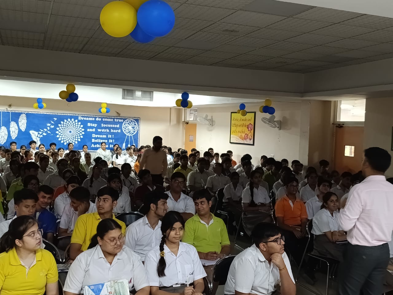 Sharpening Skills, Shaping Futures: Mayoor's Engaging IPMAT Workshop